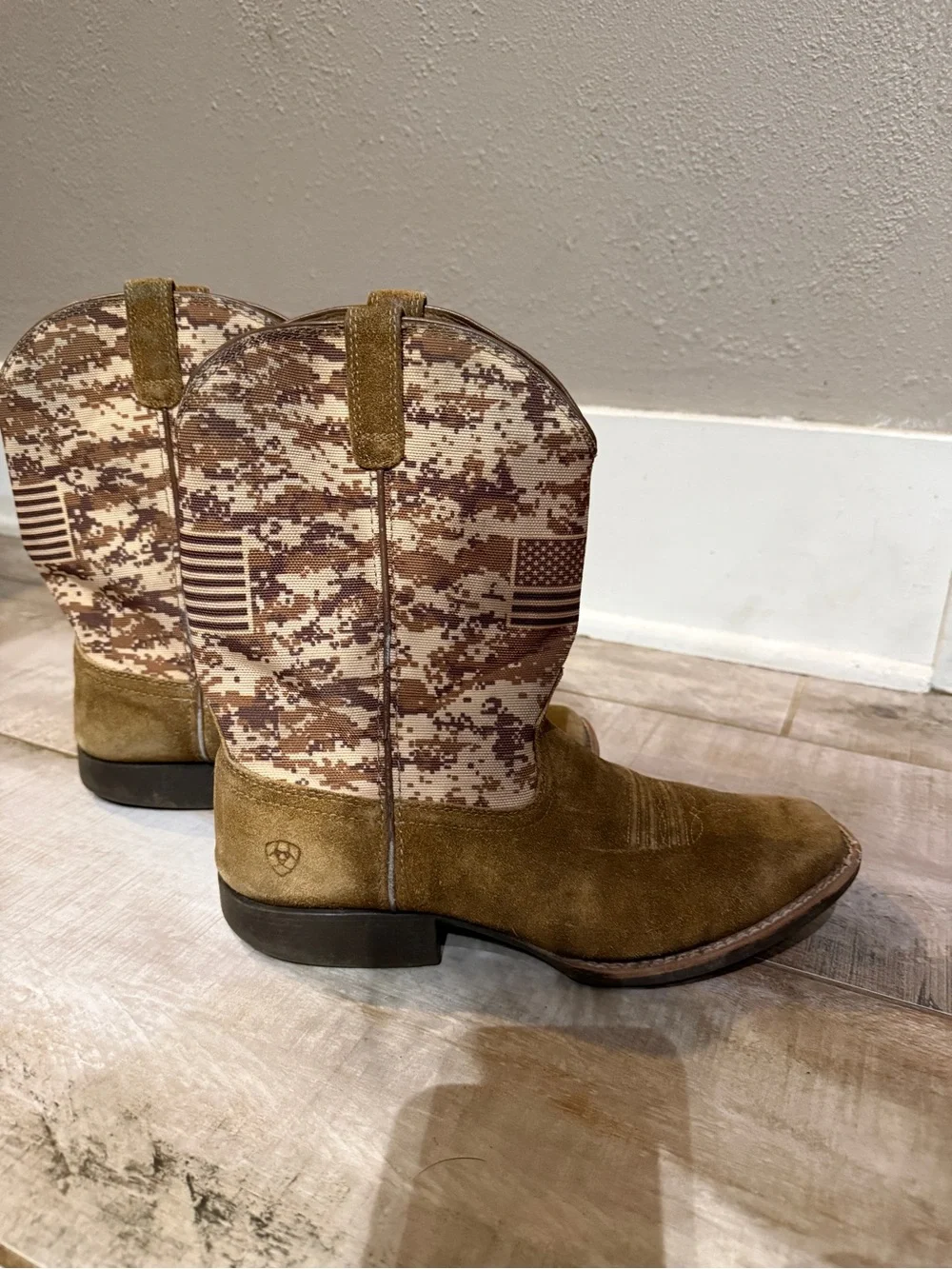 Arita Patriot Antique Camo Square Toe Pull On Cowboy Boots